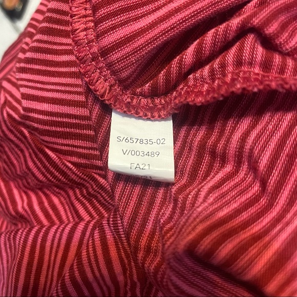 Athleta Cloudlight Stratus Striped Top #657835 Size S - Picture 6 of 6